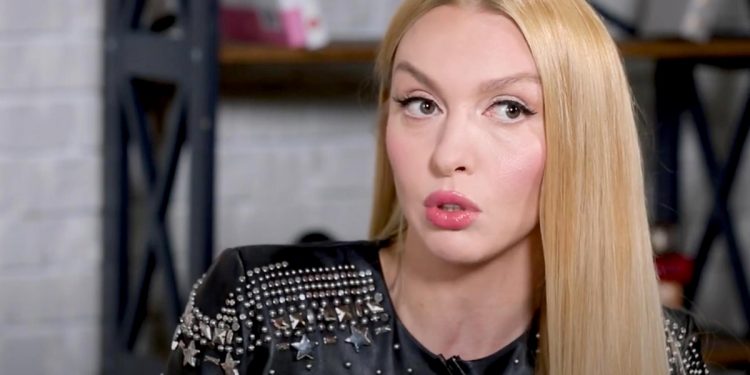 известная певица