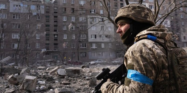 Эвакуация украинских защитников из Мариуполя