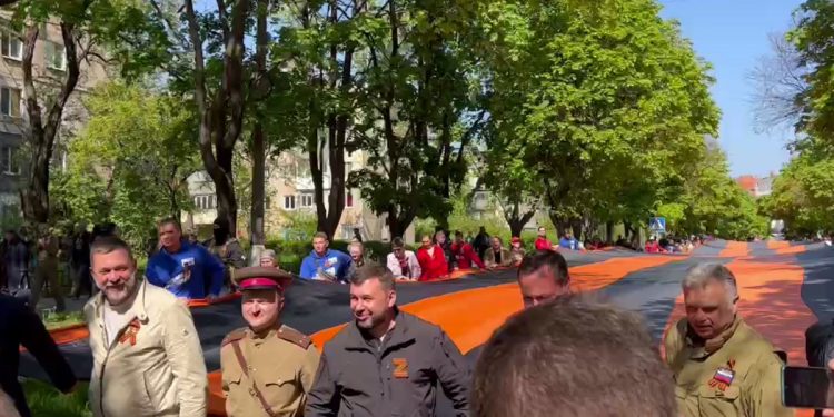 9 мая в заблокированном Мариуполе