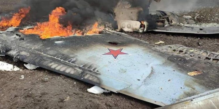 Сбитый самолет оккупантов