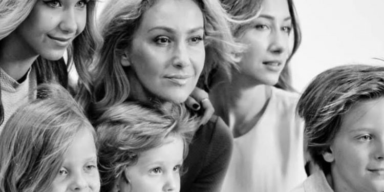 Снежана Егорова с детьми