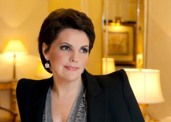 Елена Фроляк