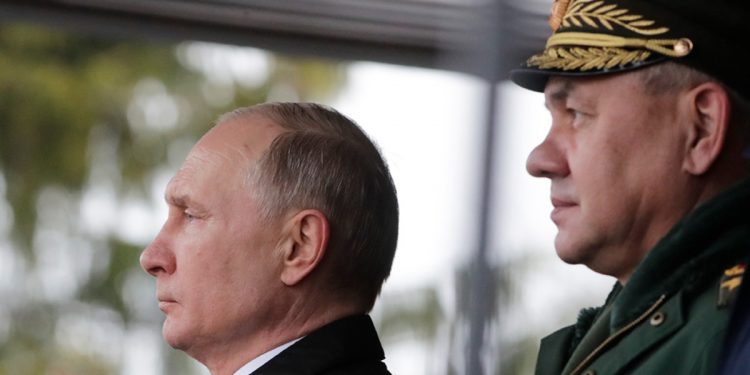 Володимир Путін і Сергій Шойгу