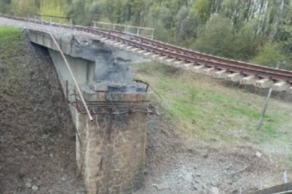 Мост в Курской области