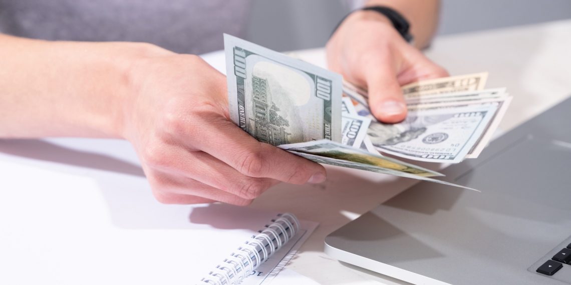 Как выбрать выгодный пункт обмена валют в Житомире