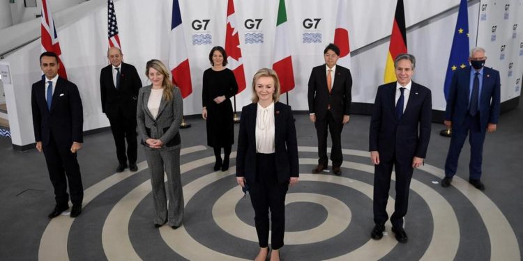 G7