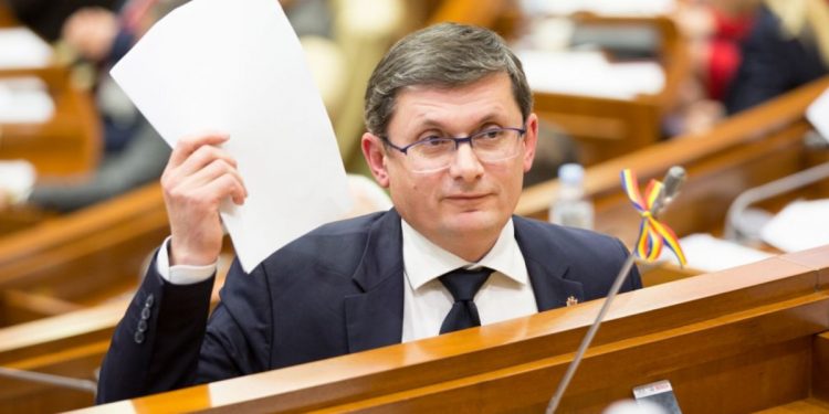 Игорь Гросу