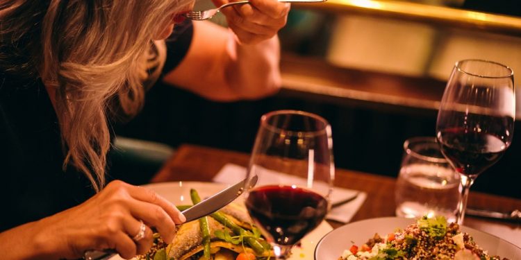 Как правильно употреблять алкоголь