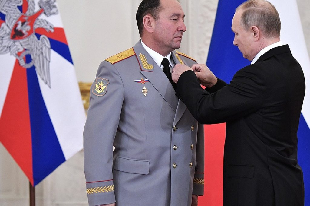 Генерал ВС РФ Геннадий Жидко