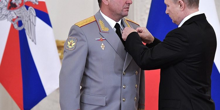 Генерал ВС РФ Геннадий Жидко