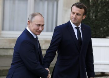 Володимир Путін і Еммануель Макрон