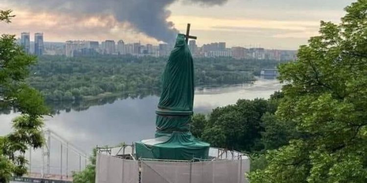 Обстріл столиці