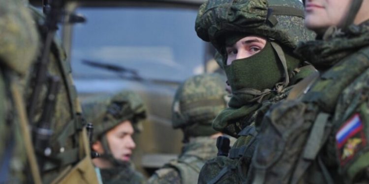 Російські окупанти