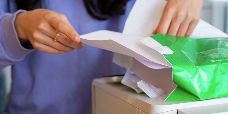 Белая офисная бумага