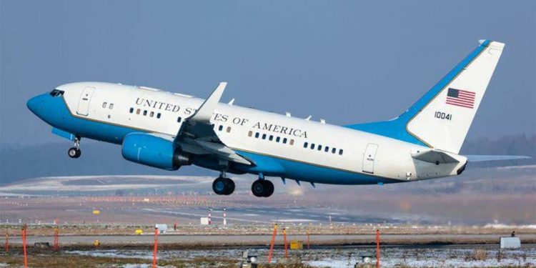 Літак США