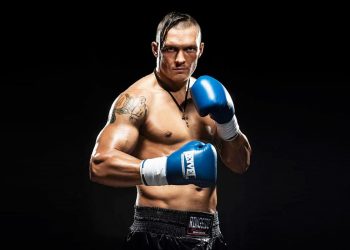 Александр Усик