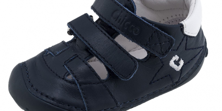 7 правил выбора детских босоножек