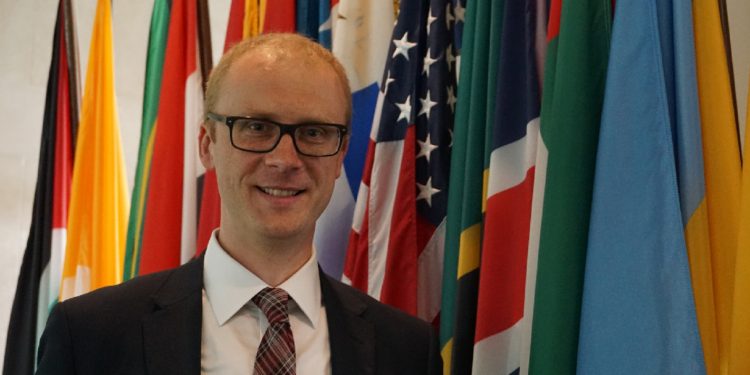 Олег Миколенко