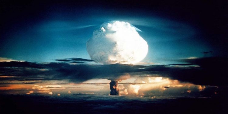 Ядерный удар