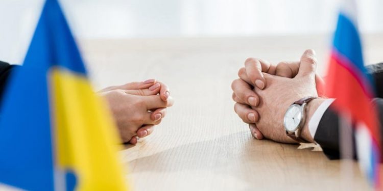 Переговори України та Росії