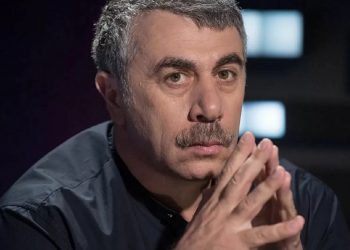 Лікар Євген Комаровський