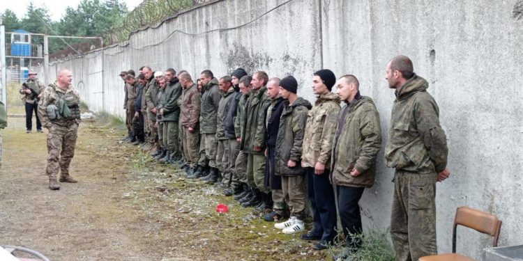 Російські військовополонені