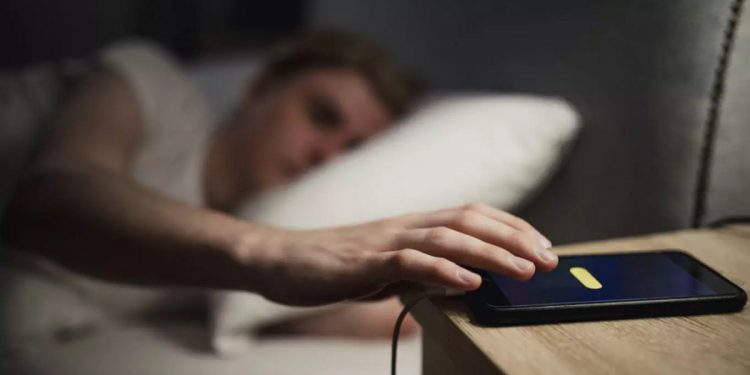 Использование смартфона перед сном