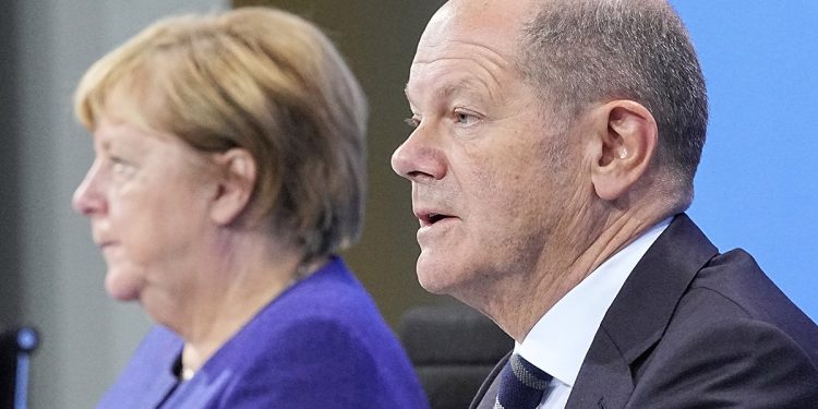 Ангела Меркель та Олаф Шольц