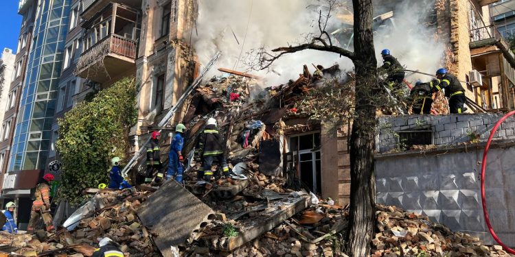 Ракетні обстріли