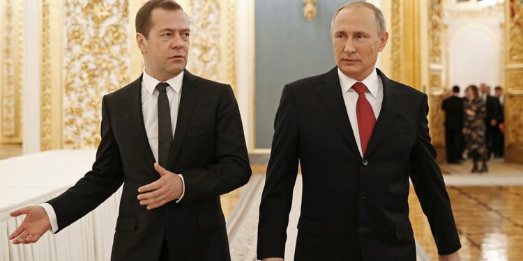 Дмитро Медведєв та Володимир Путін