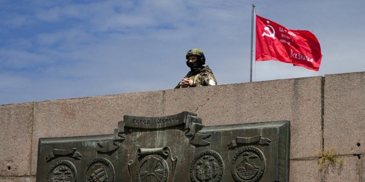 Російські окупанти в Херсоні