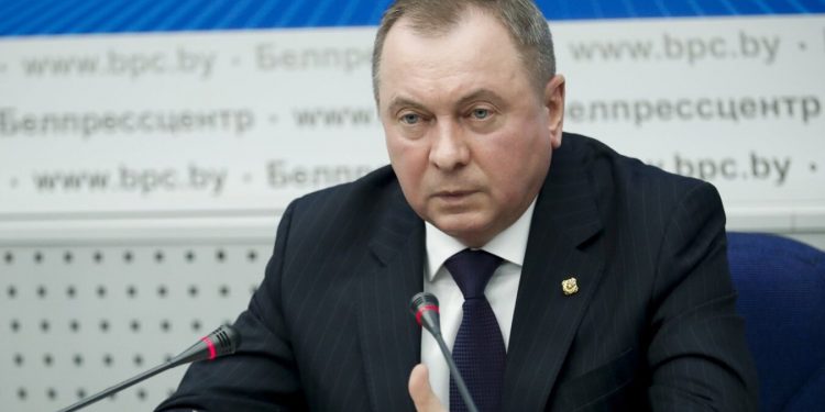 Владимир Макей