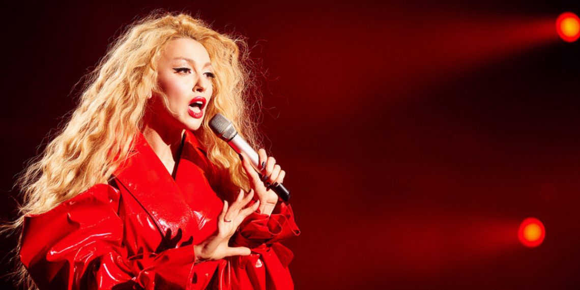 Оля Полякова