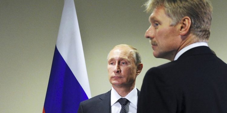 Володимир Путін і Дмитро Пєсков