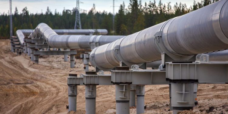 Нафтовий трубопровід