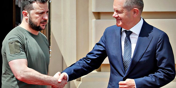 Зеленський та Шольц. Фото - reuters.com