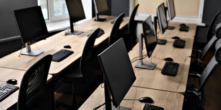 Компьютеры.