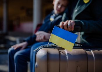 Виїзд українців за кордон