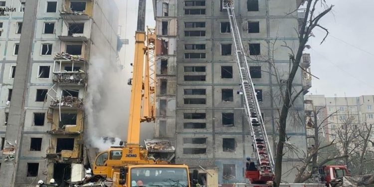 Ракетні обстріли України