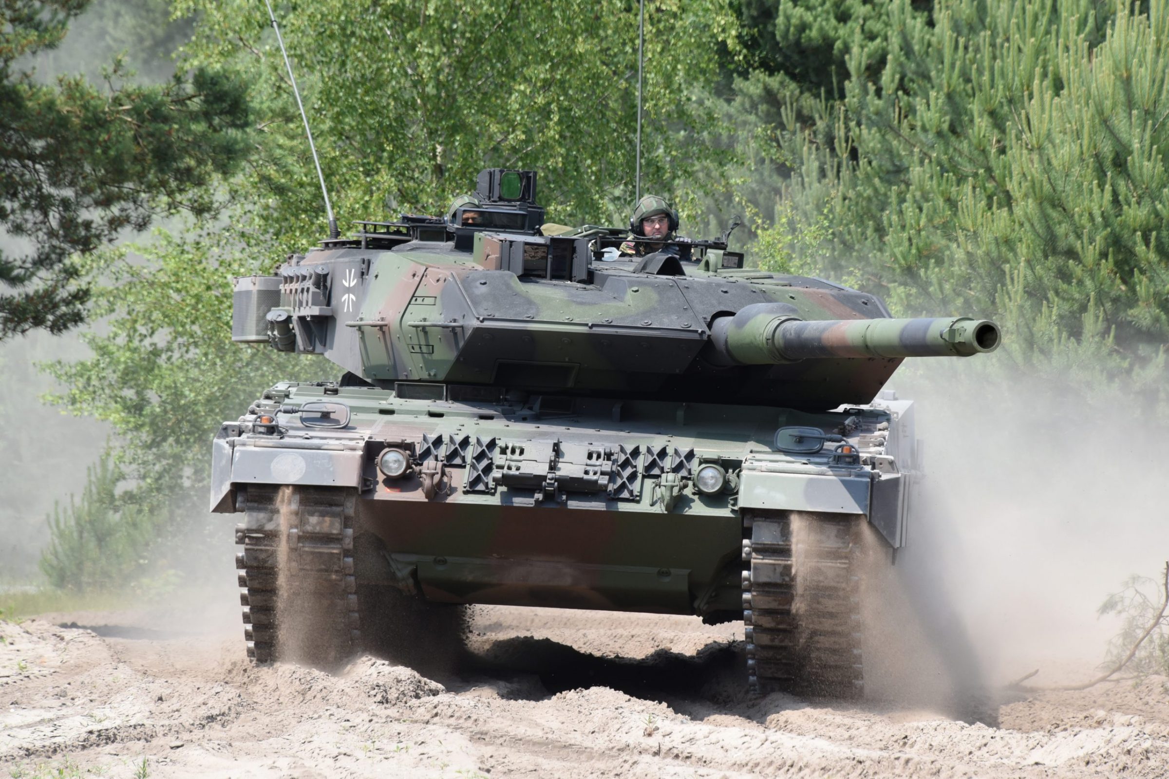 Танк Leopard-2