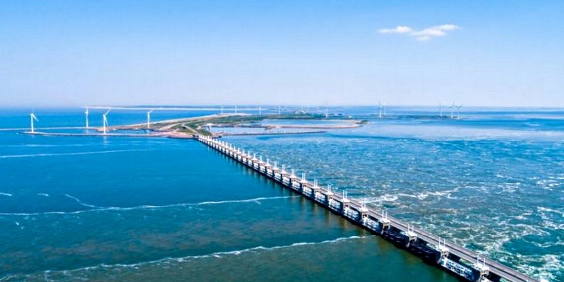 Вітряні електростанції у Нідерландах.