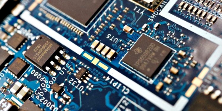 Мікросхеми.