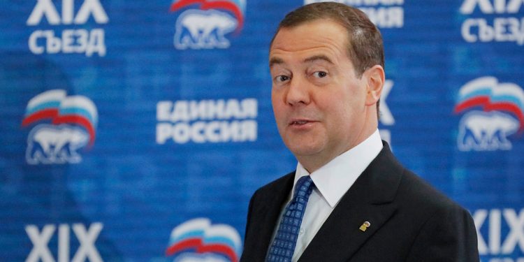 Дмитро Медведєв