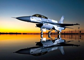 F-16.