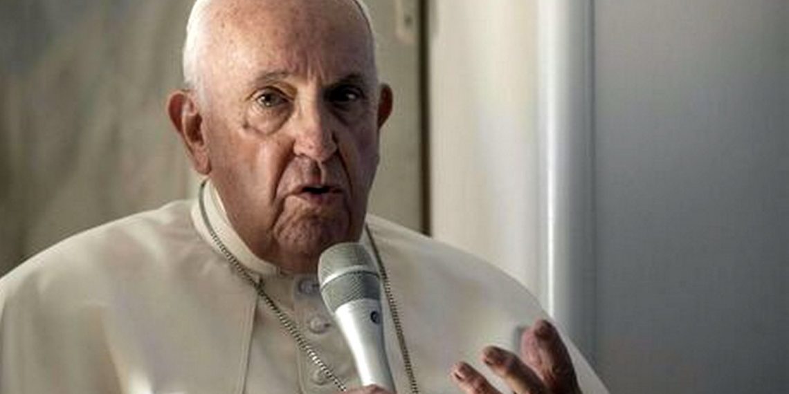 Папа Римський.