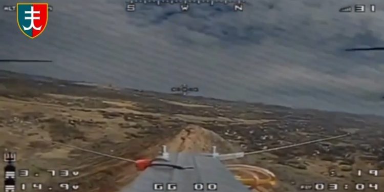 скріншот з відео