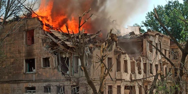 Ракетний удар по лікарні в Дніпрі