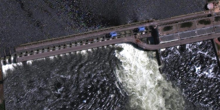 Підрив Каховської ГЕС.