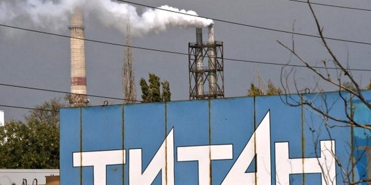 "Кримський титан".