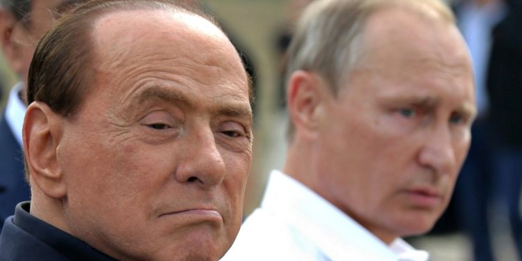 Берлусконі і Путін.